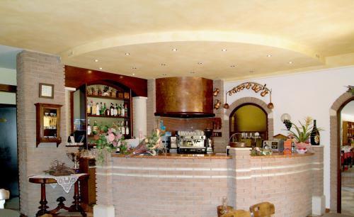 Albergo Olivo Belluno Veronese Bagian luar foto