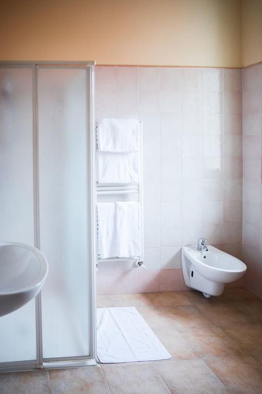 Albergo Olivo Belluno Veronese Bagian luar foto
